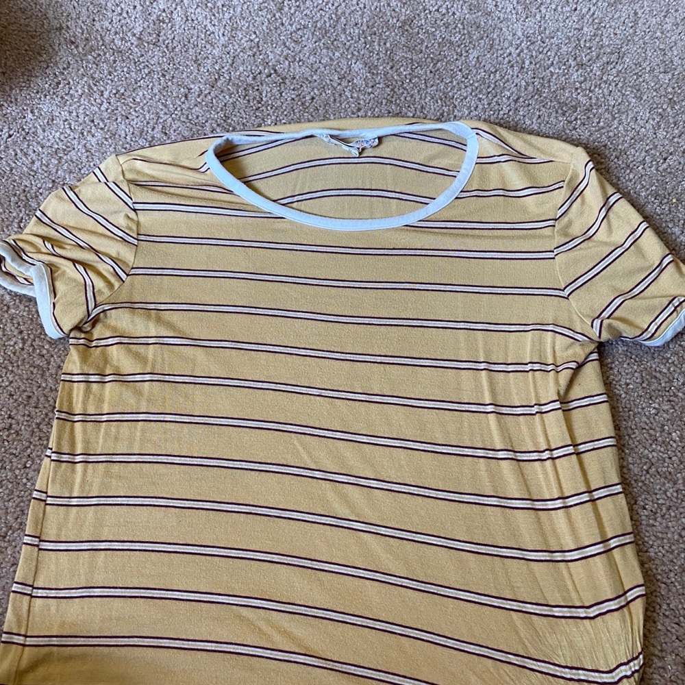 Shirt - Picture 3 of 4